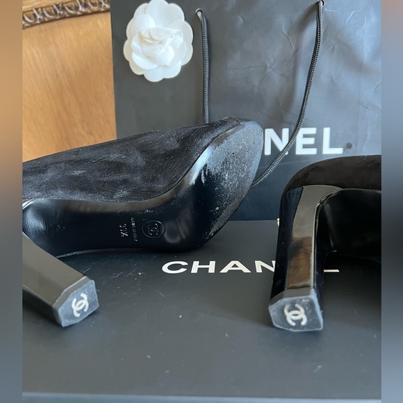 Chanel Cap Toe Blk Suede  Platform High Heel Round Toe W Pump size 9.5 - Picture 3 of 16